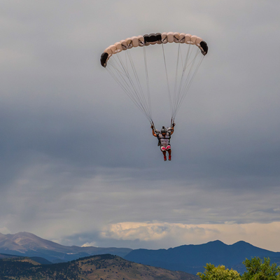 Learn to Skydive today - Daniele Vitorino